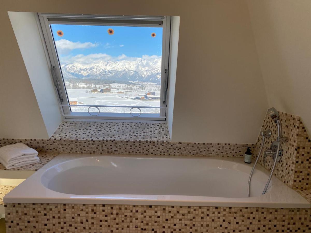 Ferienwohnung Loft Im Turm Maishofen Exterior foto