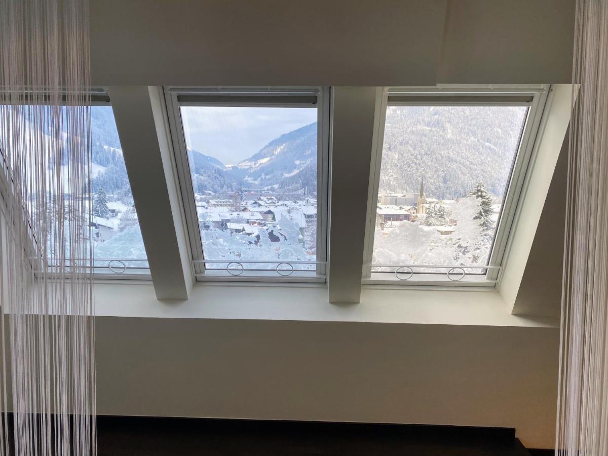 Ferienwohnung Loft Im Turm Maishofen Exterior foto