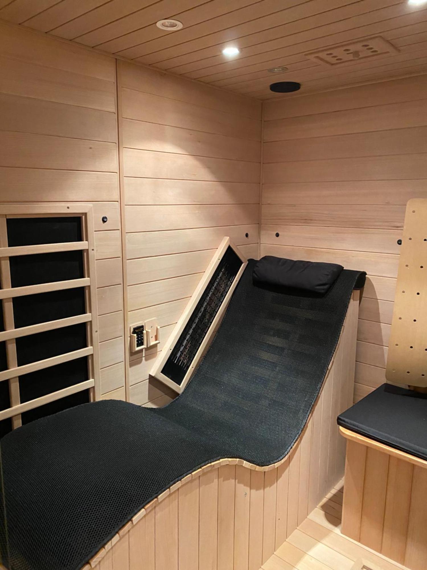 Ferienwohnung Loft Im Turm Maishofen Exterior foto