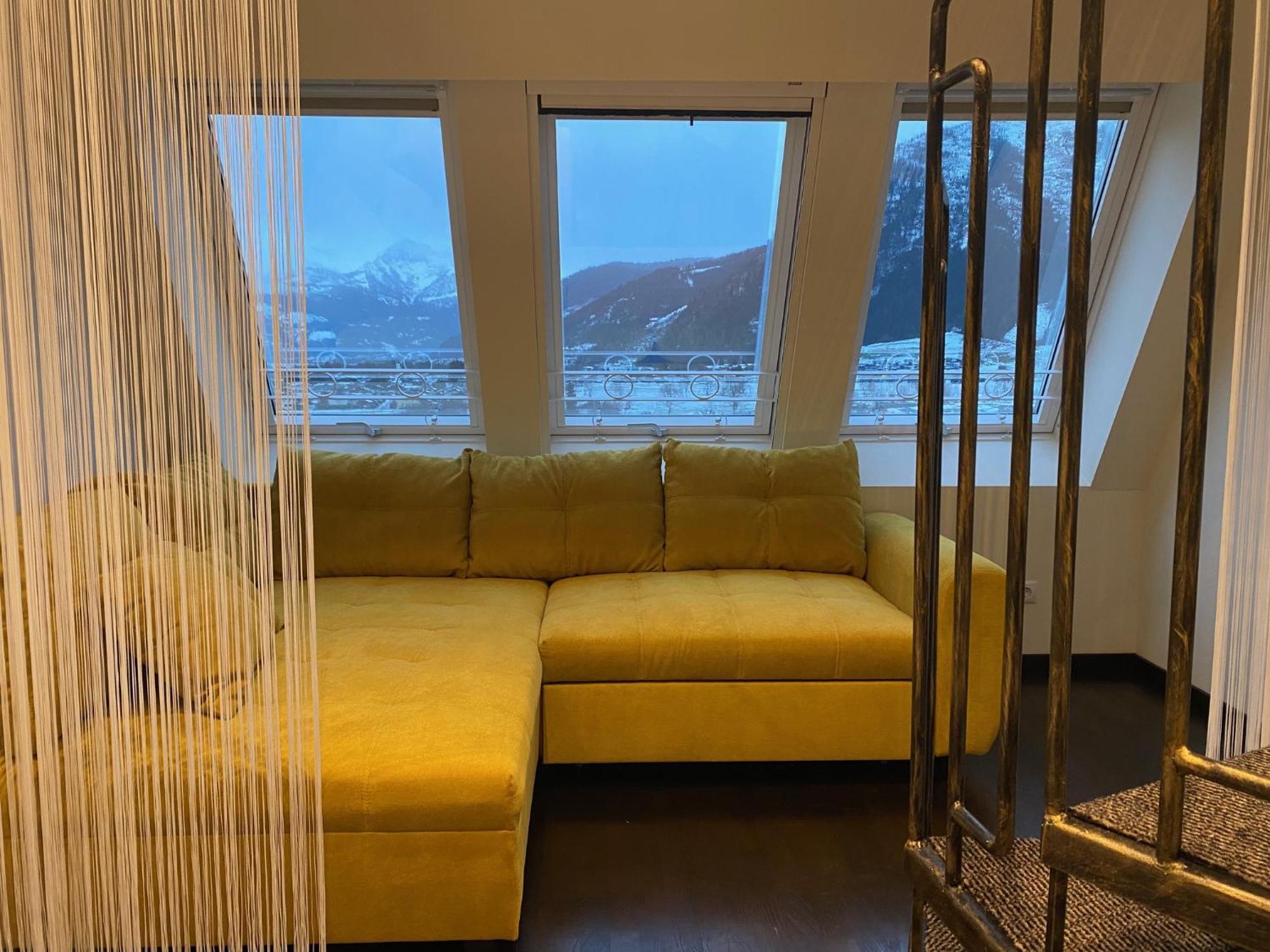 Ferienwohnung Loft Im Turm Maishofen Exterior foto